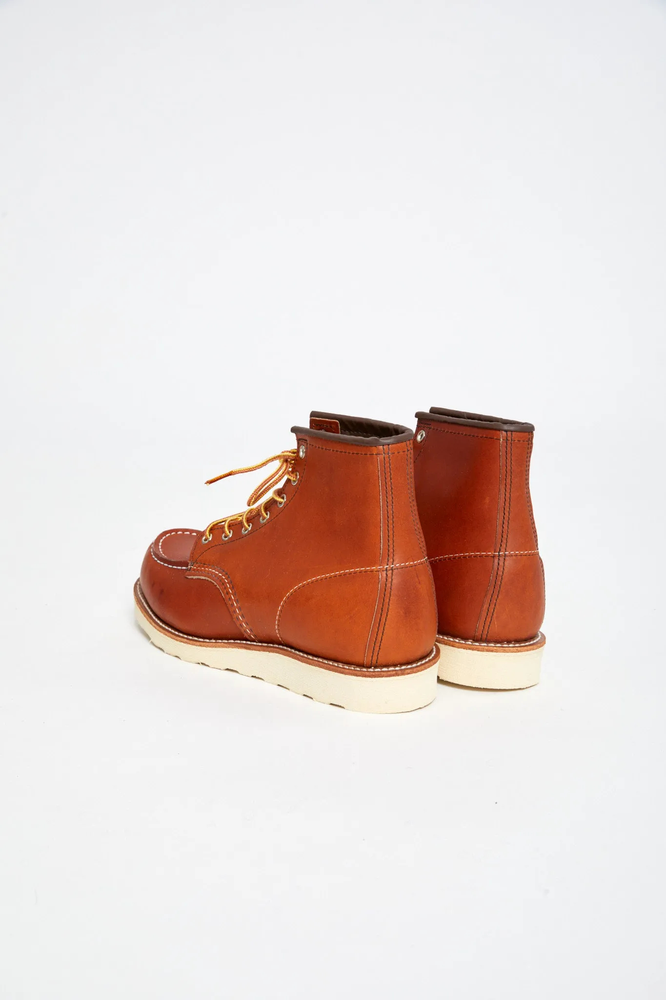 875 Classic Moc