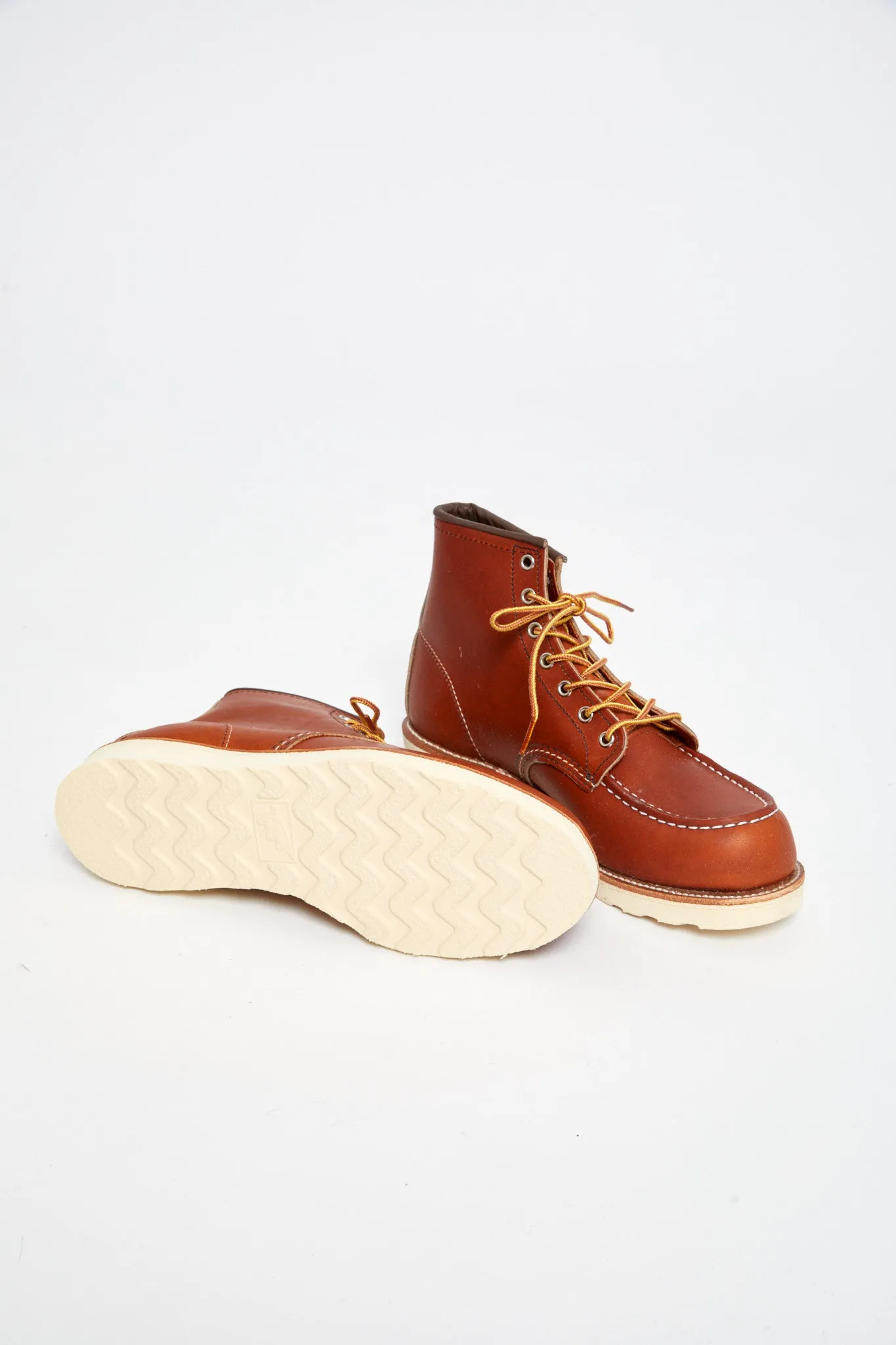 875 Classic Moc