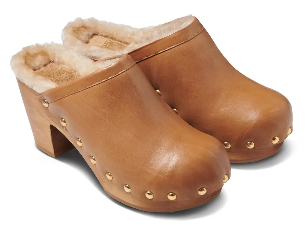 BEEK WOODPECKER SHEARLING CLOGS