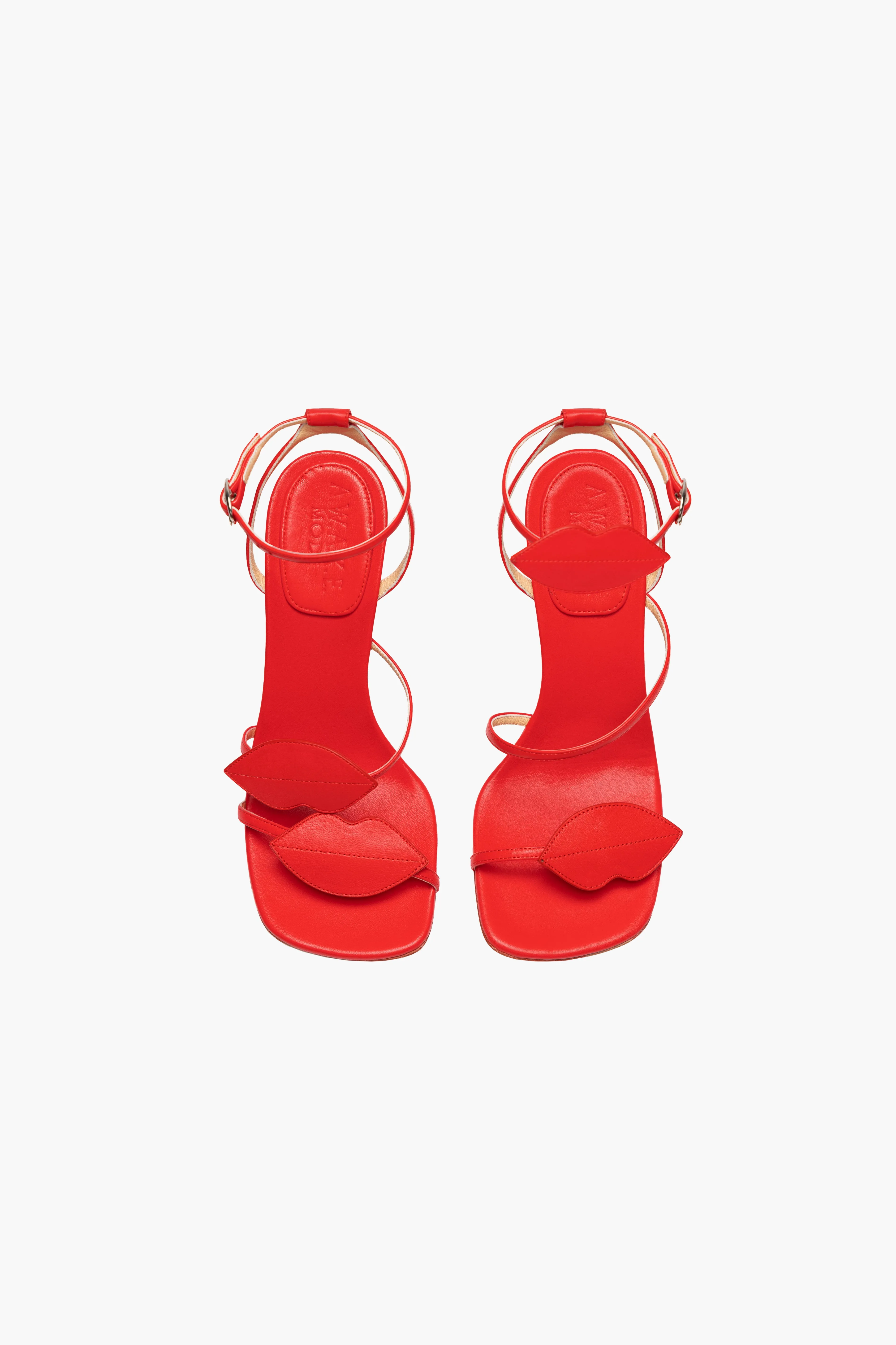 Beta Kiss Round Toe Sandal With Lip Red