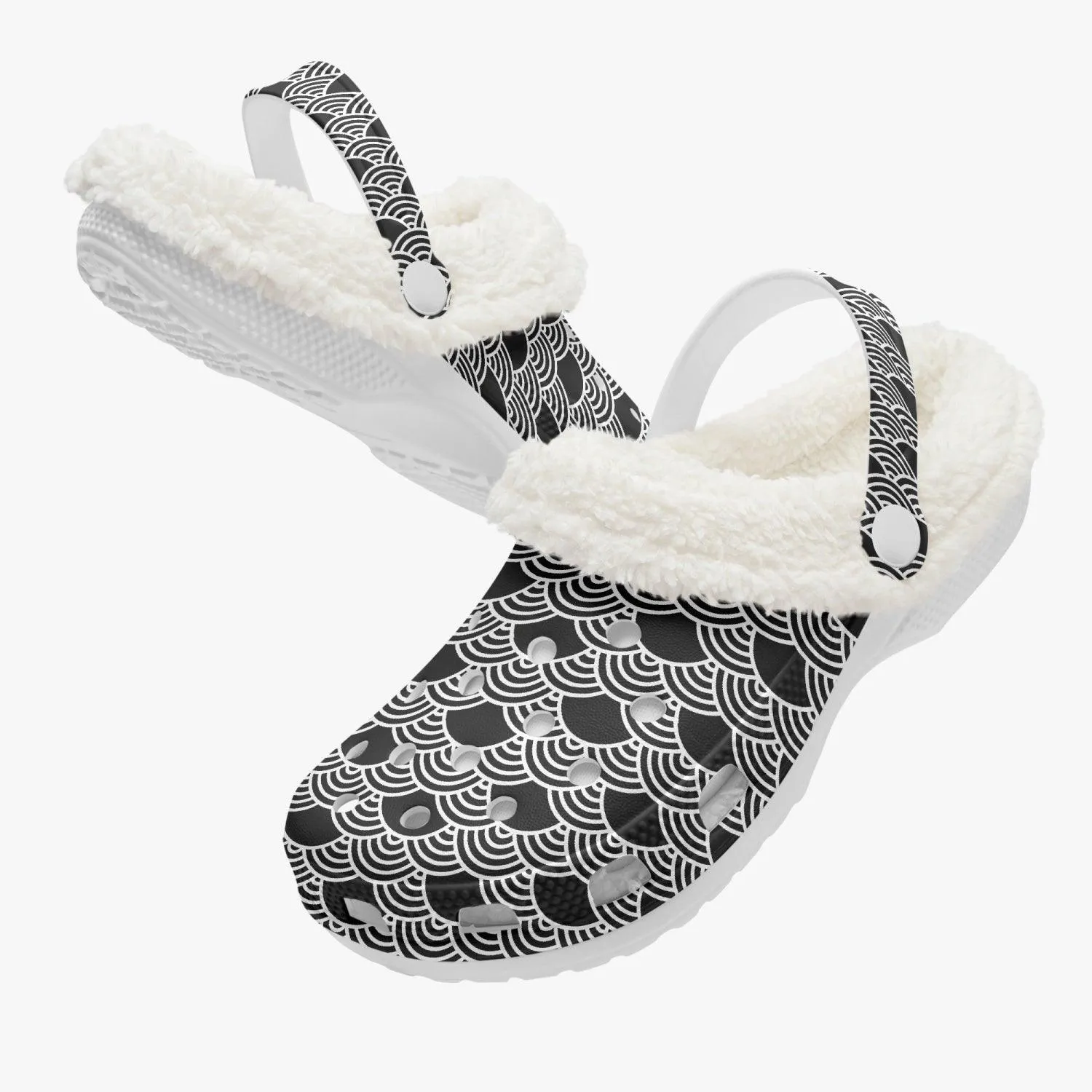 Black Japanese Wave Pattern Winter Clogs