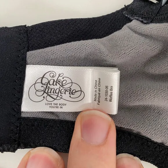 Cake Lingerie Womens Waffles Nursing Tshirt Bra 38E Black Full Coverage Support