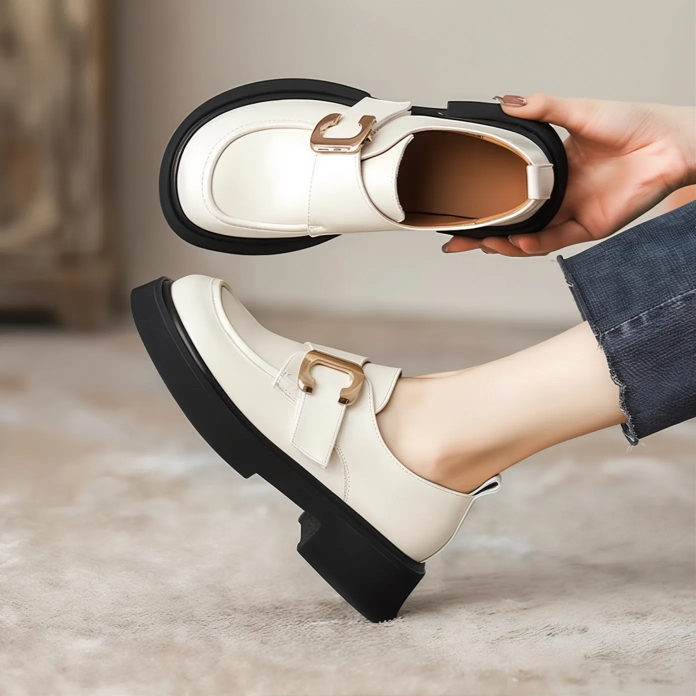 Chunky Loafer in Gloss