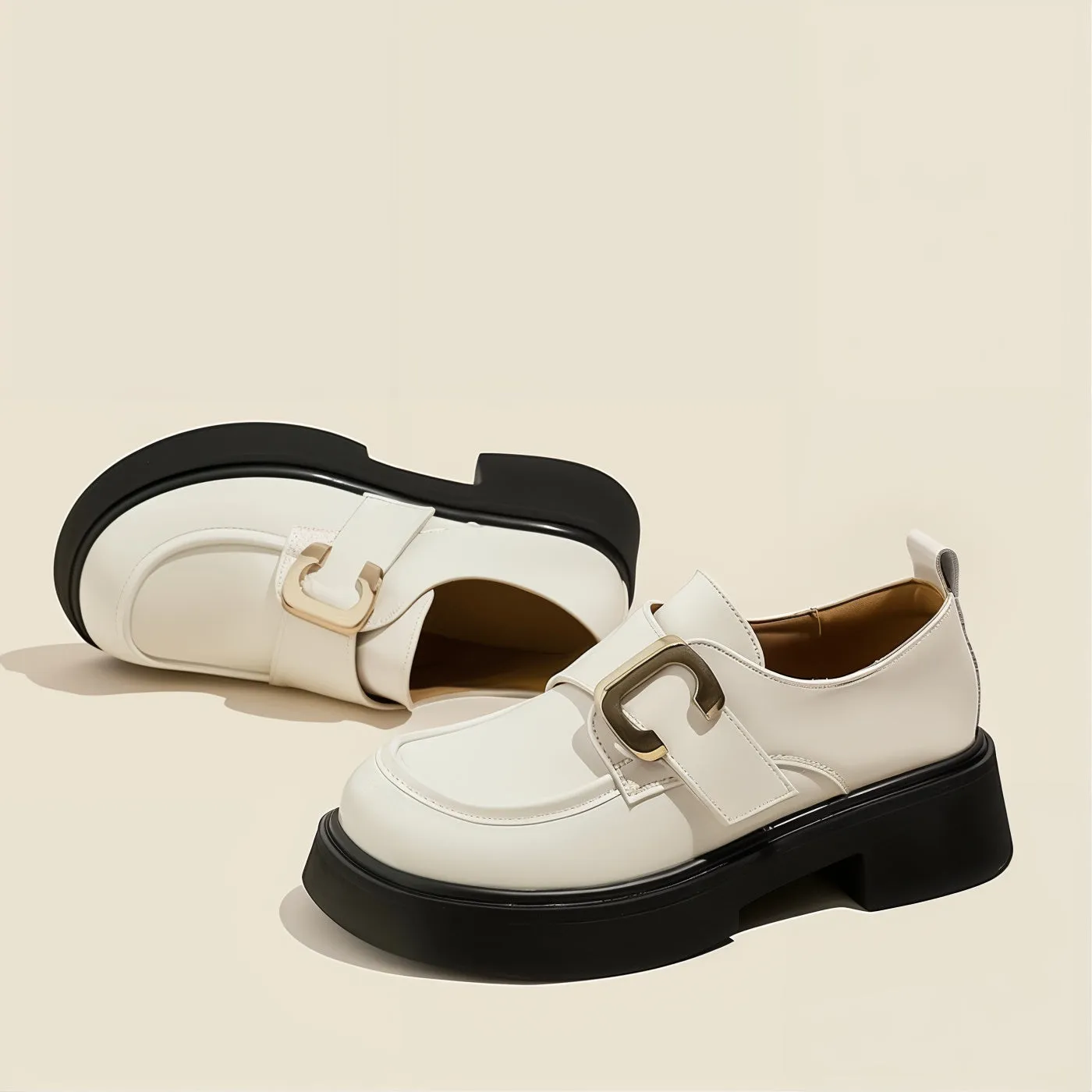 Chunky Loafer in Gloss