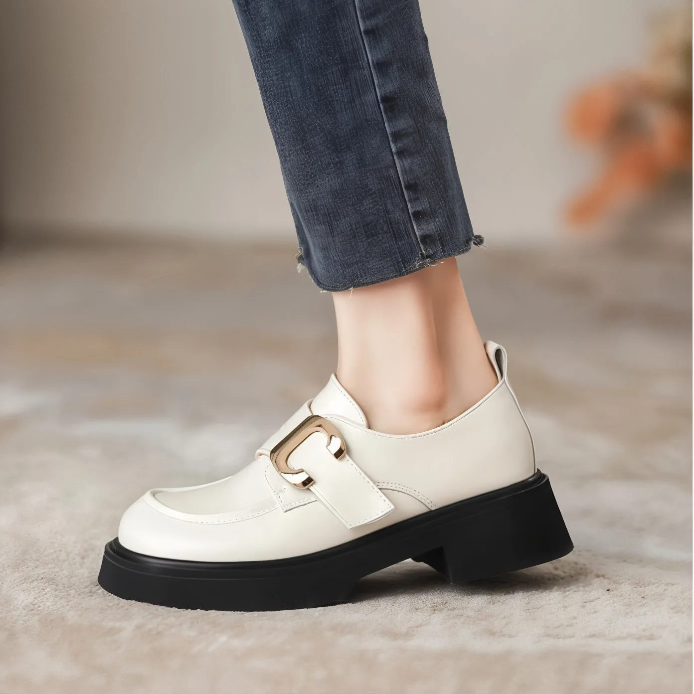 Chunky Loafer in Gloss