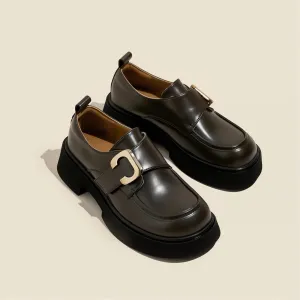 Chunky Loafer in Gloss