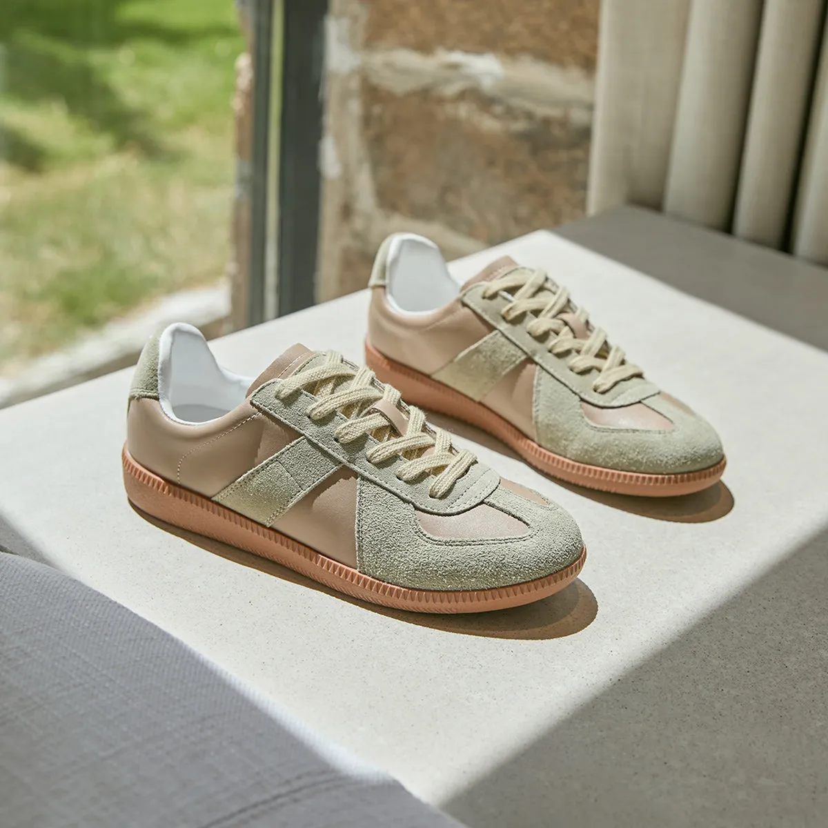 CLASSIC GERMAN TRAINER SNEAKERS 4228