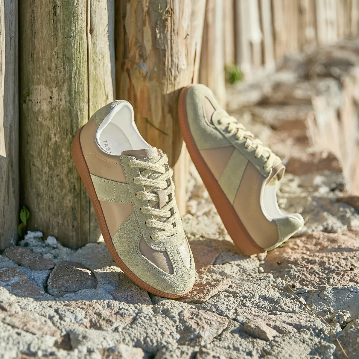 CLASSIC GERMAN TRAINER SNEAKERS 4228