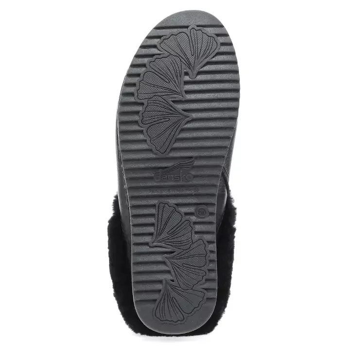 Dansko Women's Magda Black Waxy Milled 9612500200