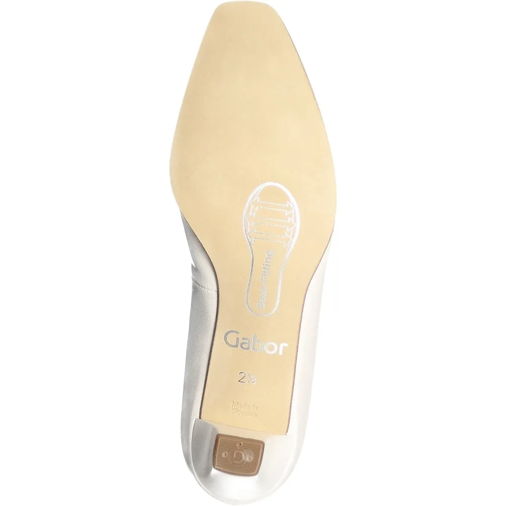 Dorrie Off White