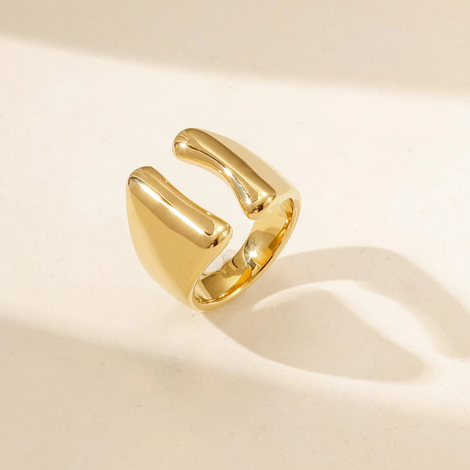 Exaggerated smooth ring-NSR261STGC