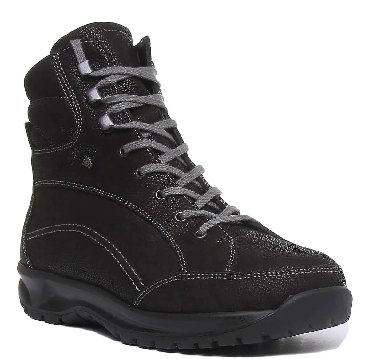 Finn Comfort Whistler In Black
