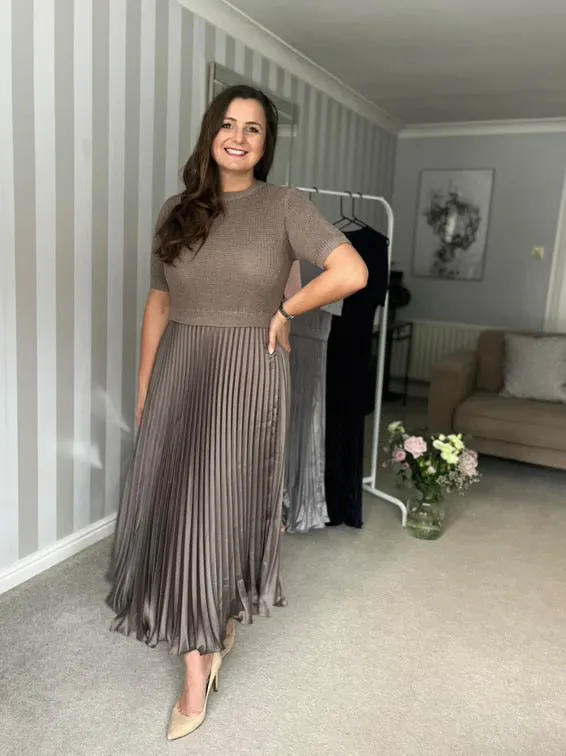 Grey/Silver Short Sleeve Pleated Jumper Dress