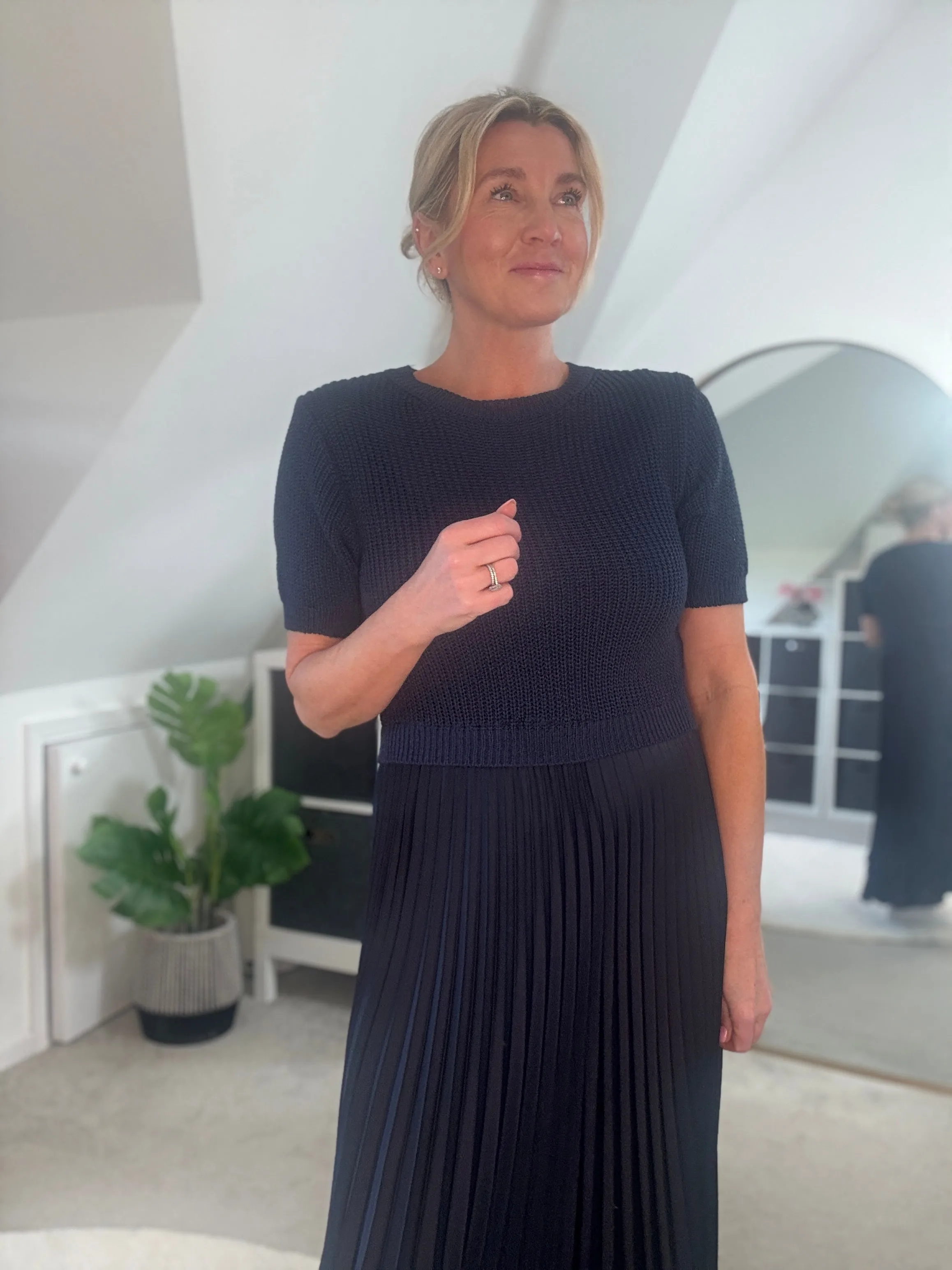 Grey/Silver Short Sleeve Pleated Jumper Dress