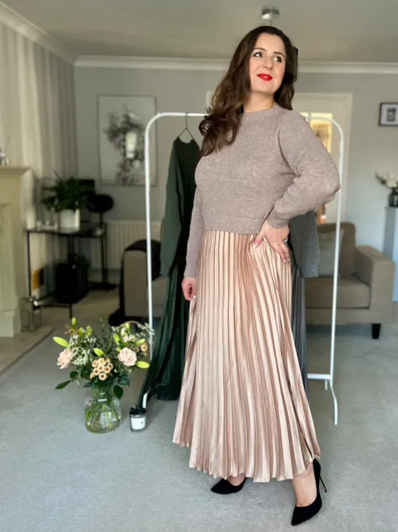 Grey/Silver Short Sleeve Pleated Jumper Dress