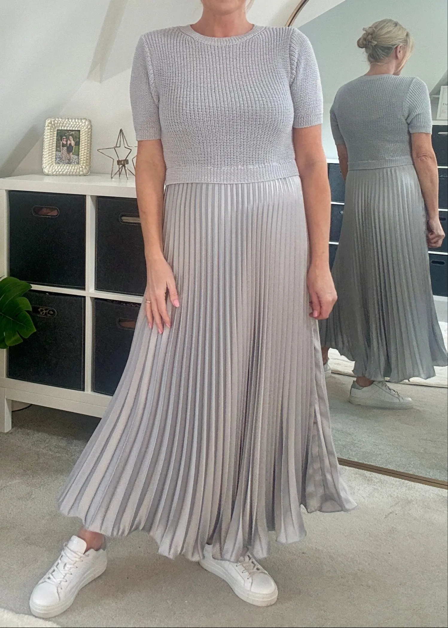 Grey/Silver Short Sleeve Pleated Jumper Dress