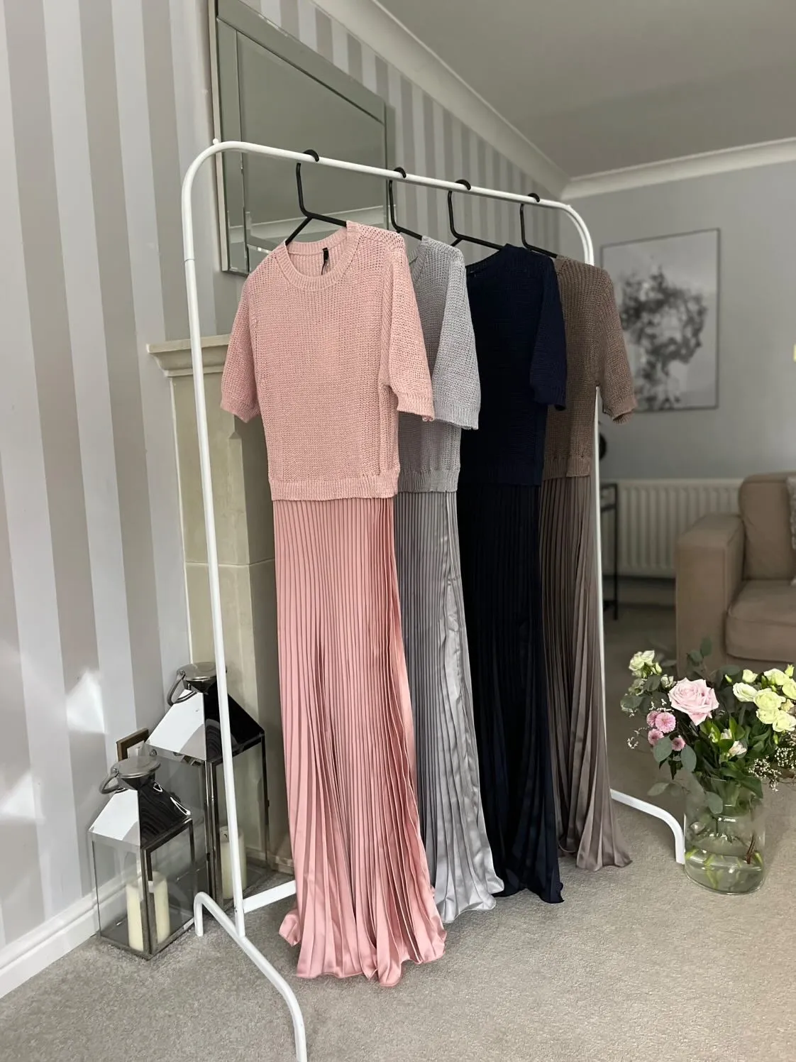 Grey/Silver Short Sleeve Pleated Jumper Dress