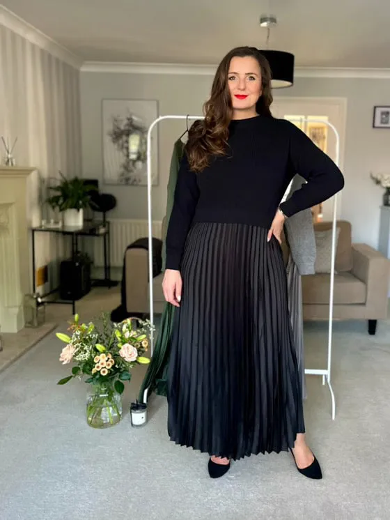 Grey/Silver Short Sleeve Pleated Jumper Dress