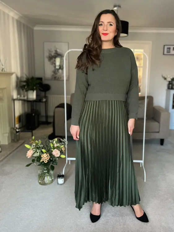 Grey/Silver Short Sleeve Pleated Jumper Dress