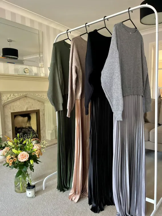 Grey/Silver Short Sleeve Pleated Jumper Dress