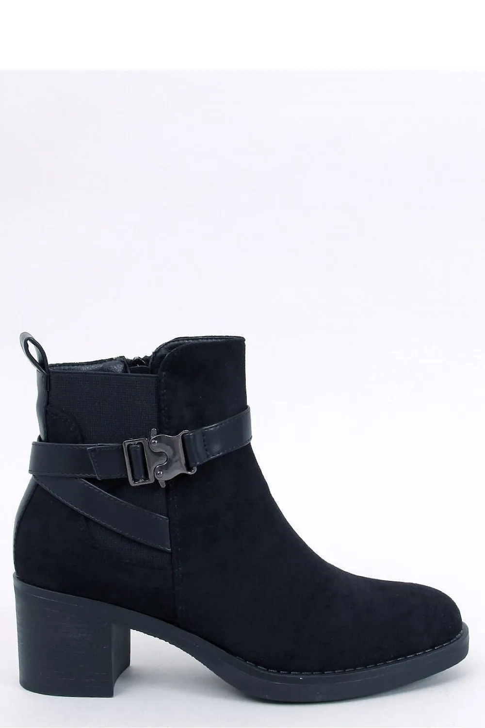 Heel boots