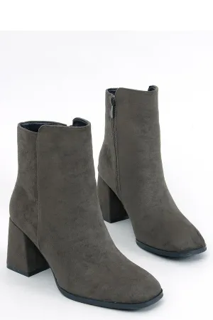 Heel boots