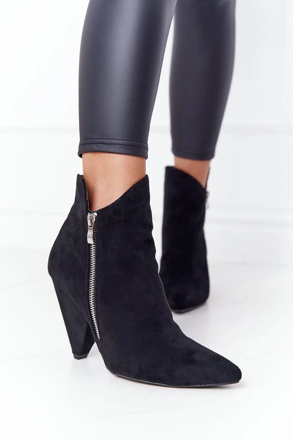 Heel boots