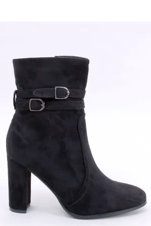 Heel boots