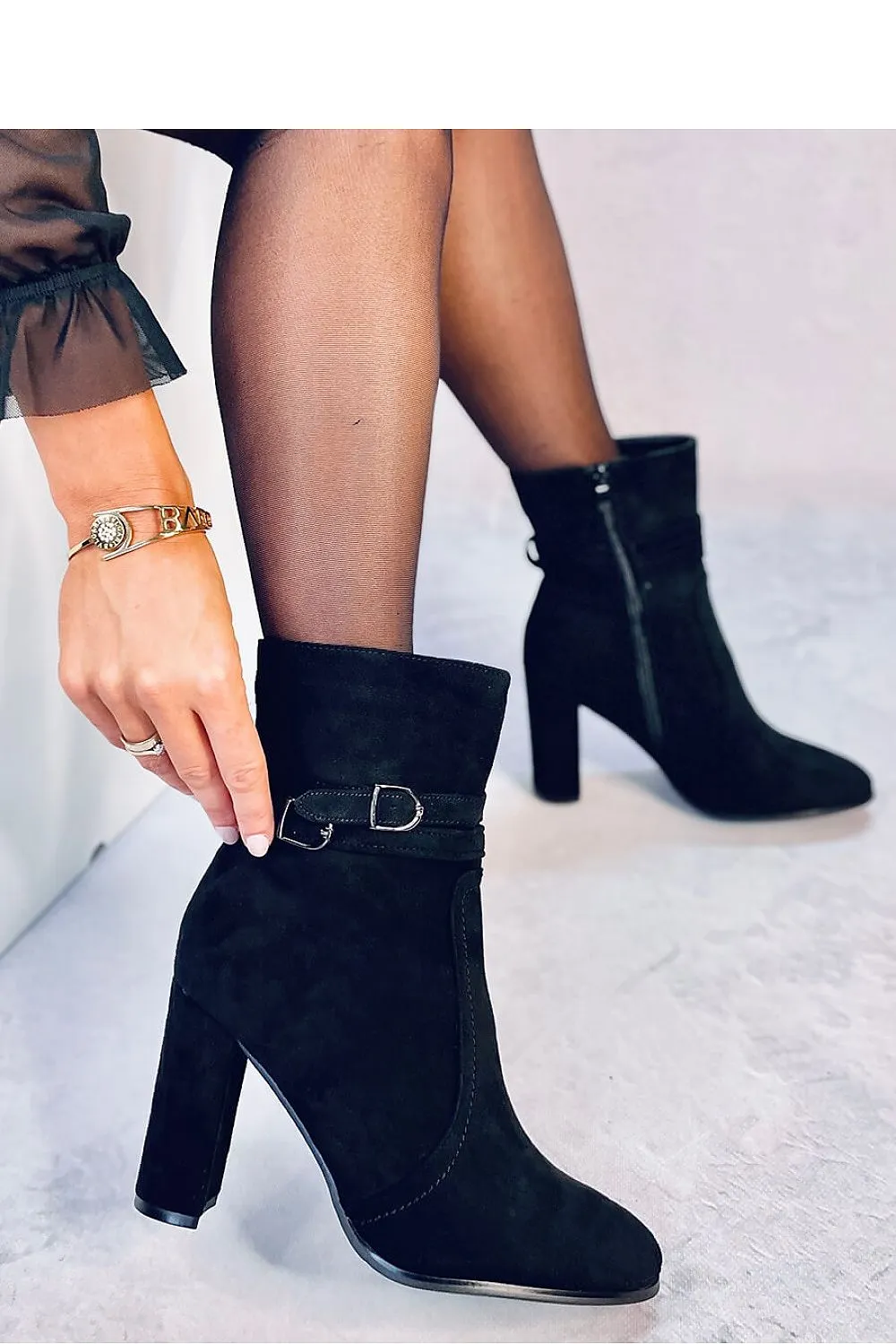 Heel boots