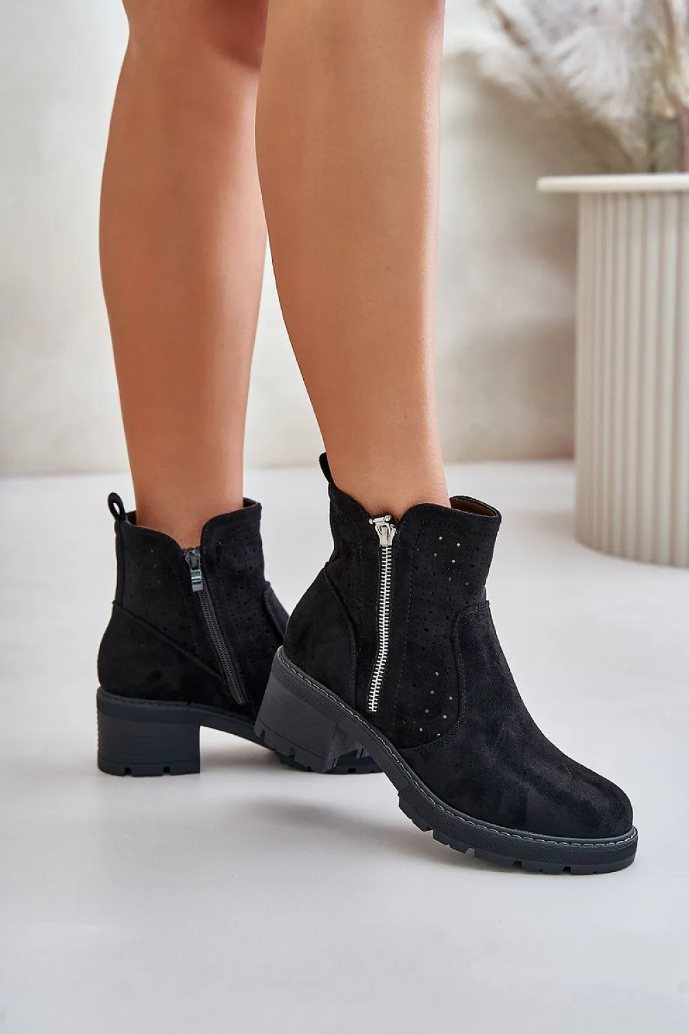 Heel boots