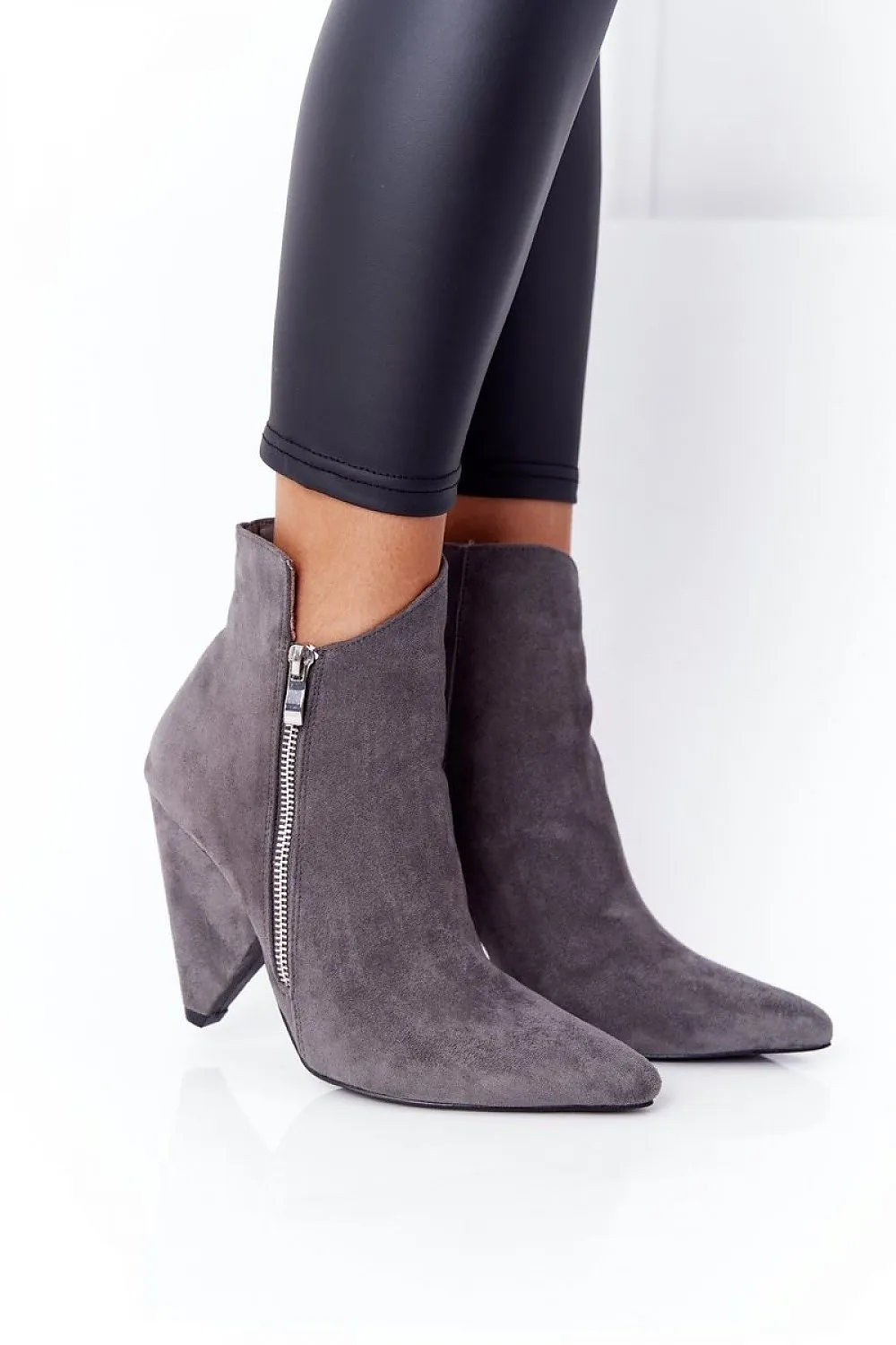 Heel boots