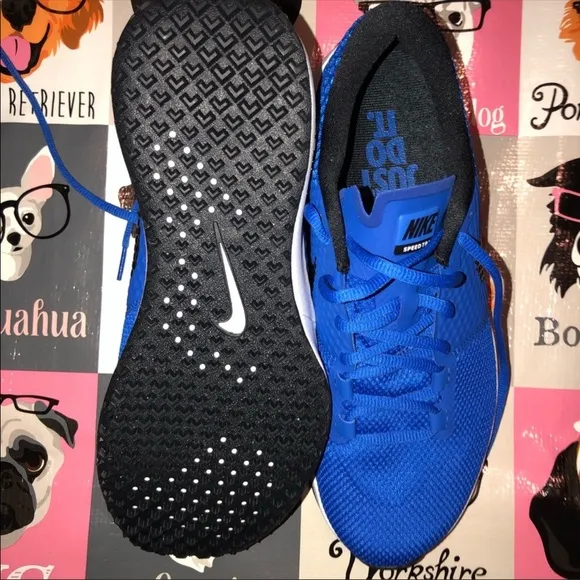 NIKE Speed TR2 Trainers NWOT