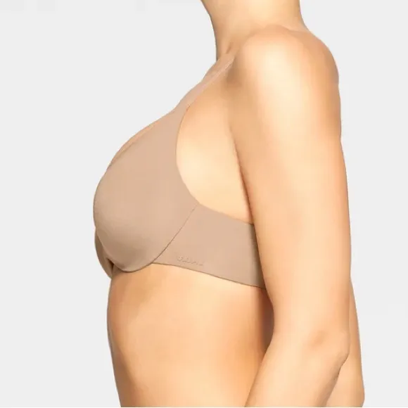 NWT Skims Women’s Tan Wireless Form Super Push-Up Bra in Color Sand - size 34DD