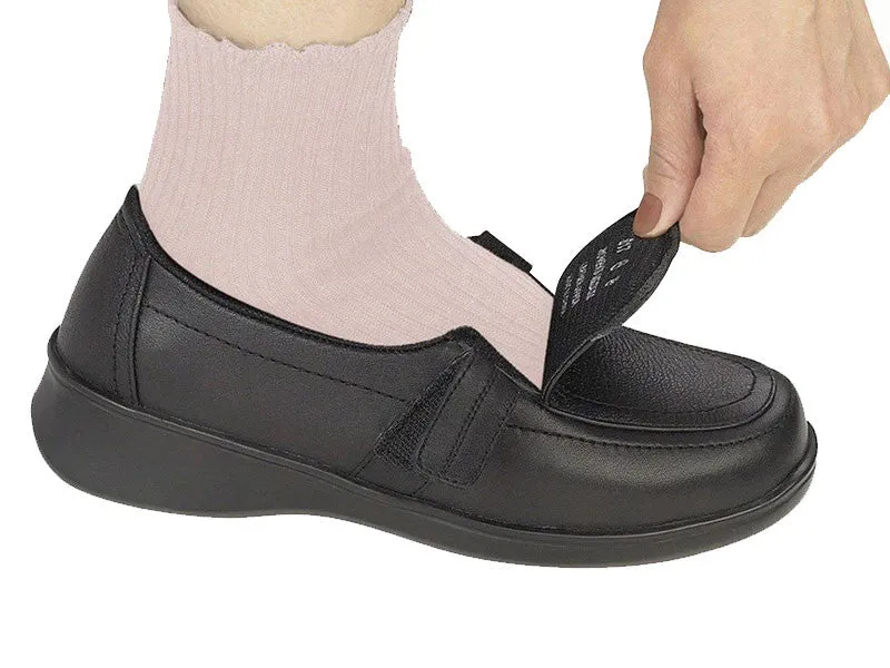 Orthofeet Chelsea - Women's Slip-On Shoe