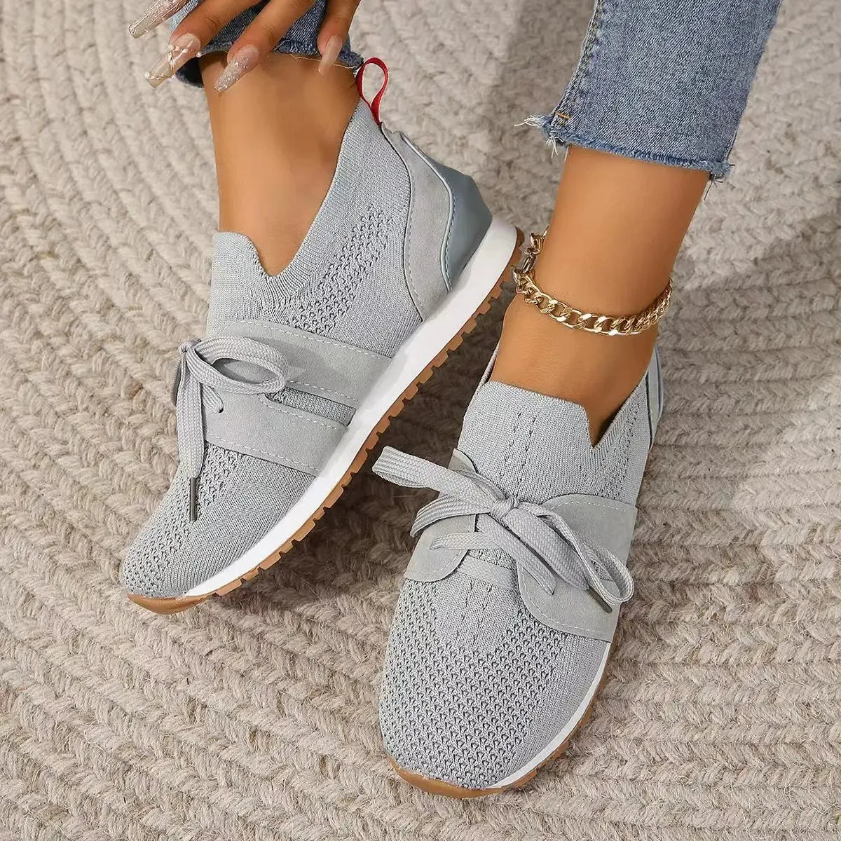 Orthopaedic trendy trainers