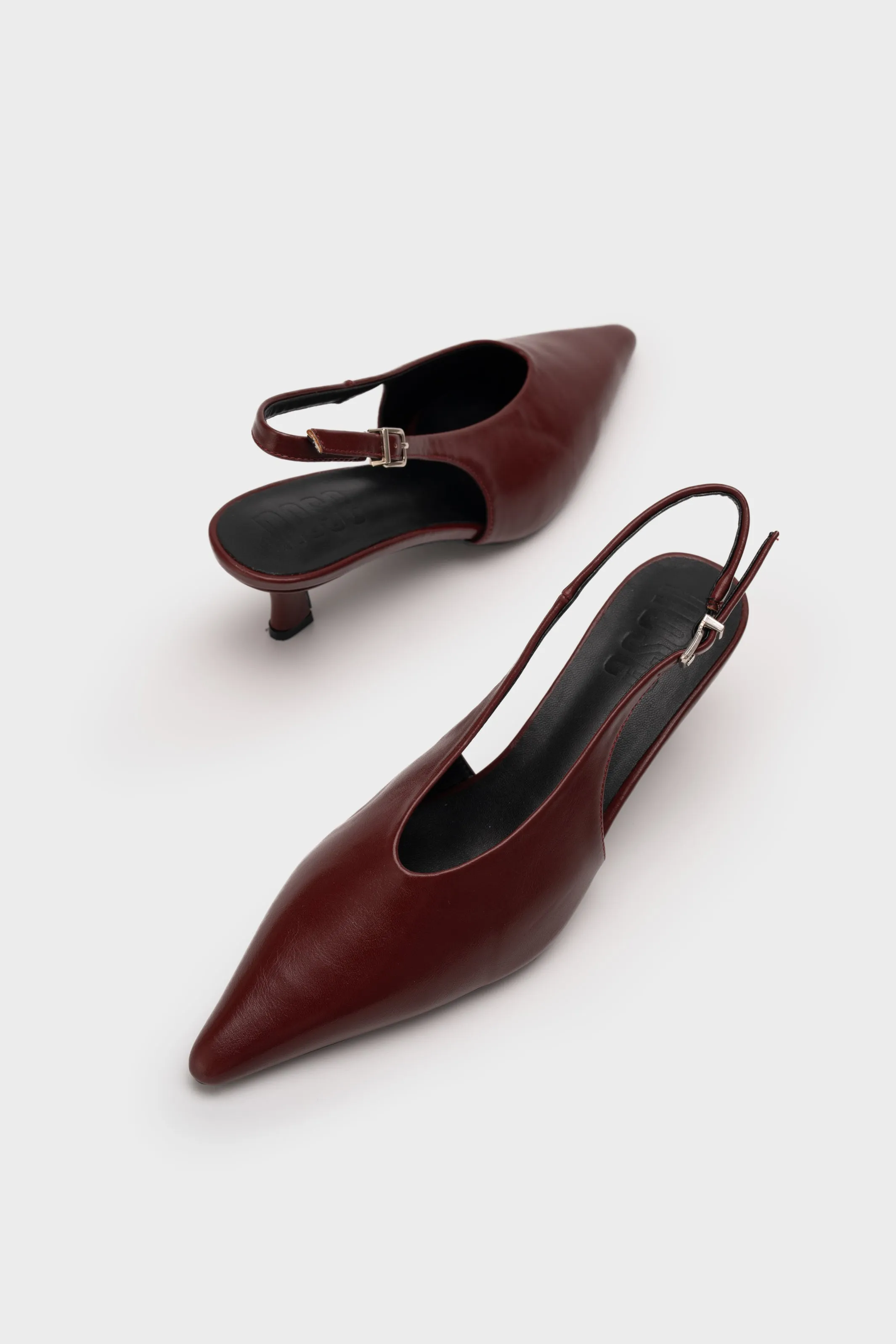 POINTY TOE SLINGBACK HEEL PUMP