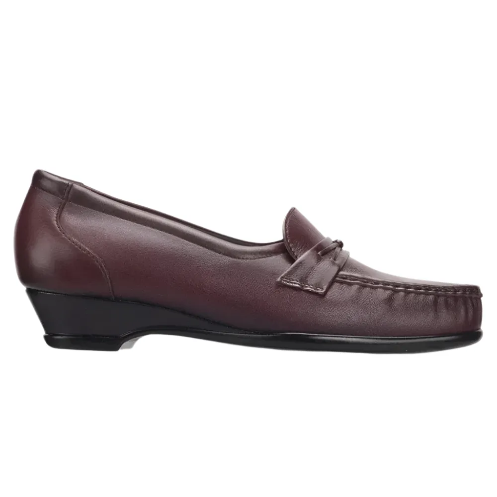 SAS Women's Easier Slip On Loafer Antique Wine