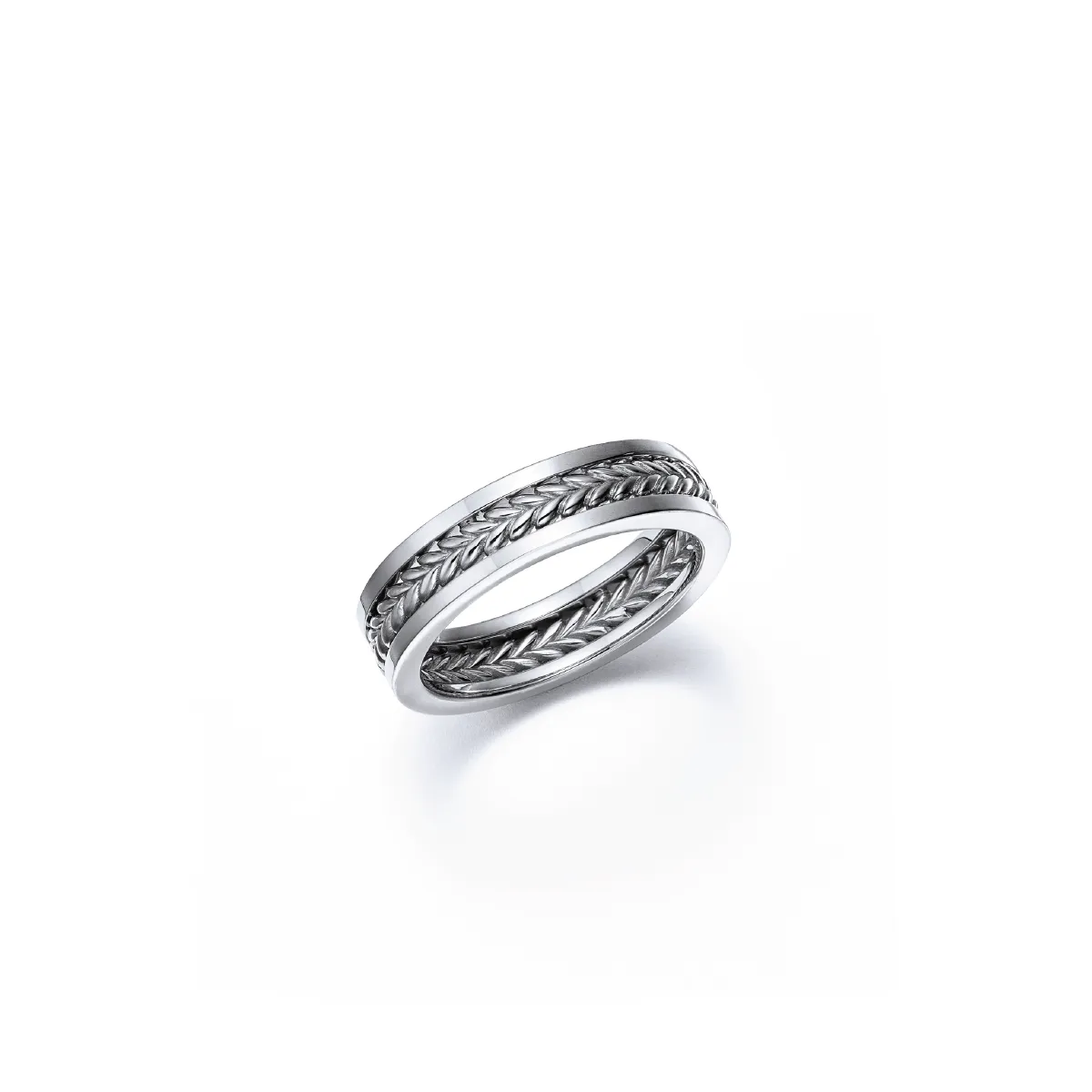 Smitten Laurel Wedding Ring