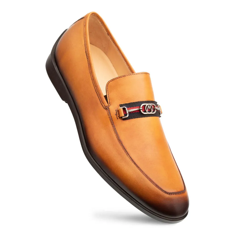 Style: R20722-Cognac