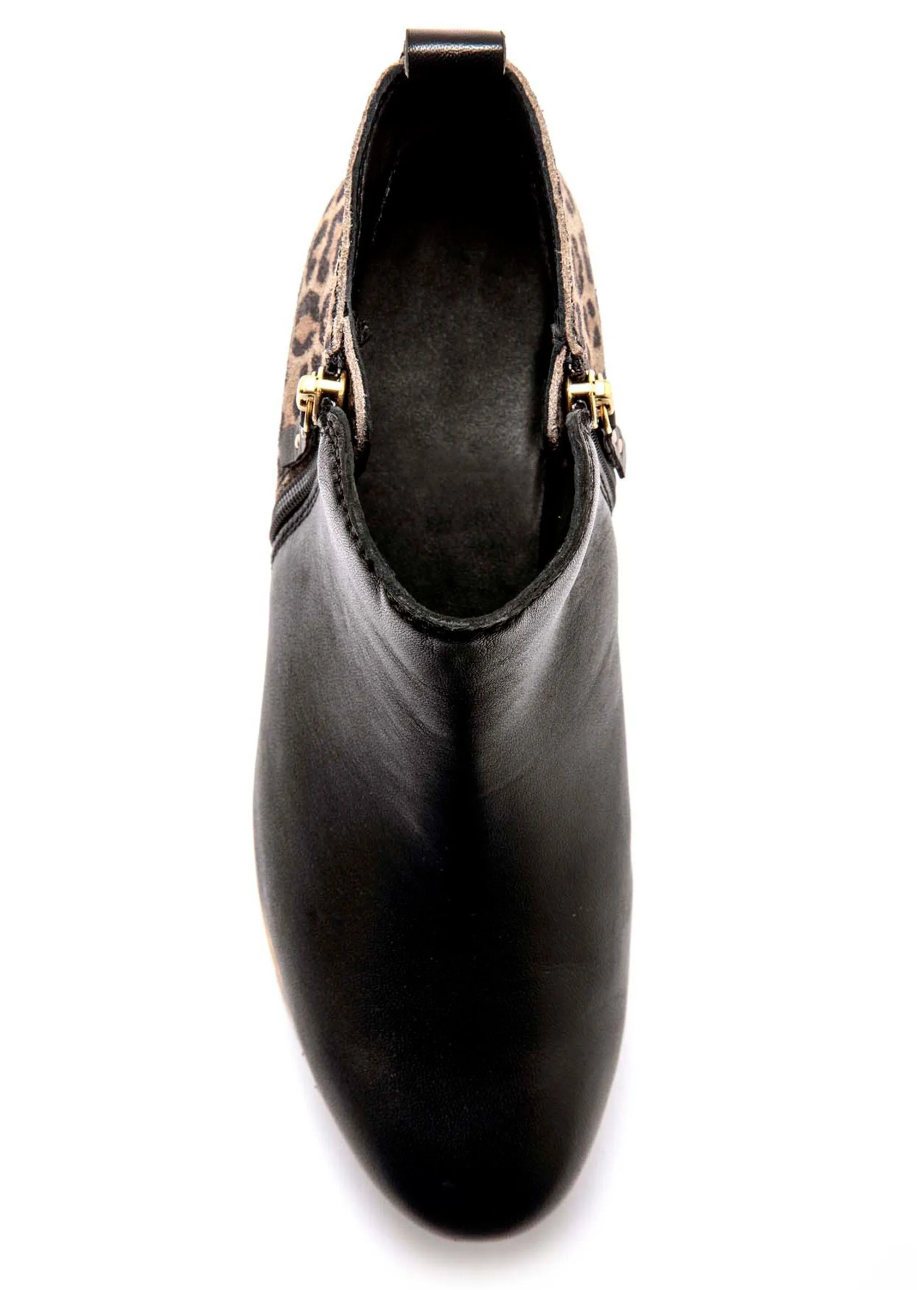 Two-material leather boots