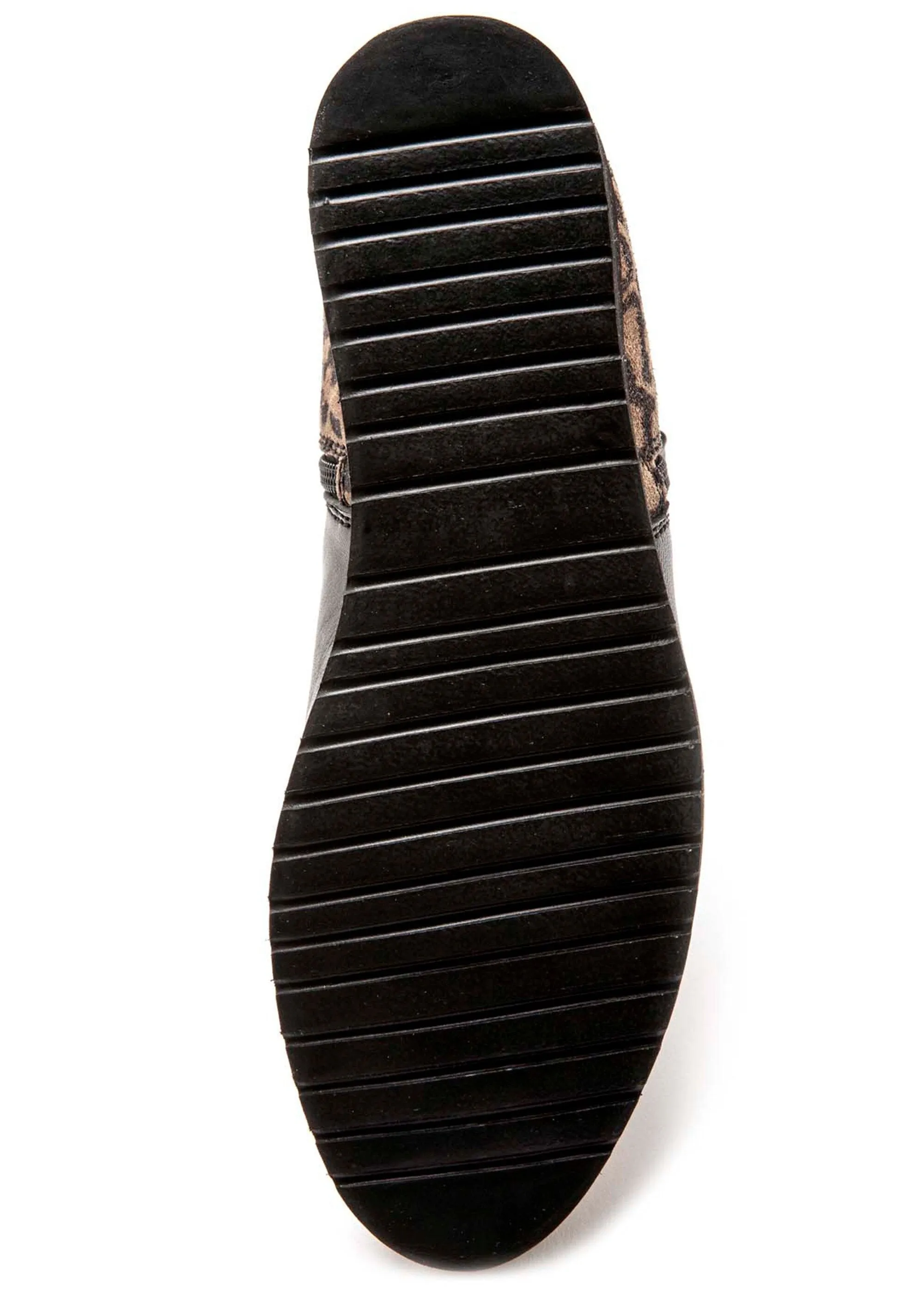 Two-material leather boots