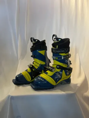 Used 27.5 Scarpa T2 Eco Ski Boot