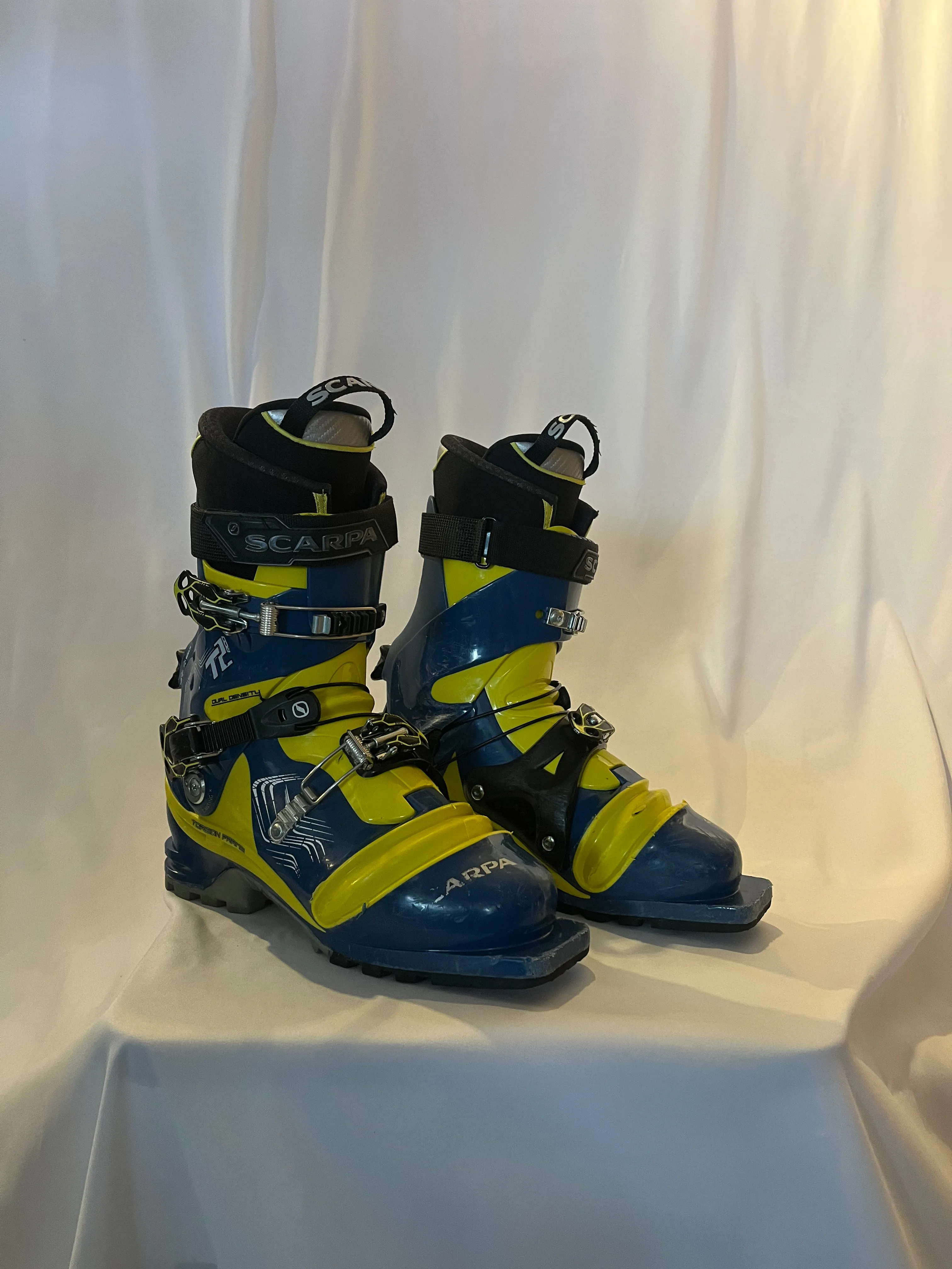 Used 27.5 Scarpa T2 Eco Ski Boot