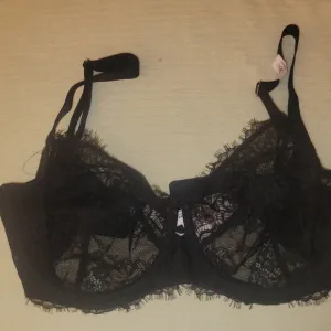 Victoria's Secret Black Lace Underwire Bra