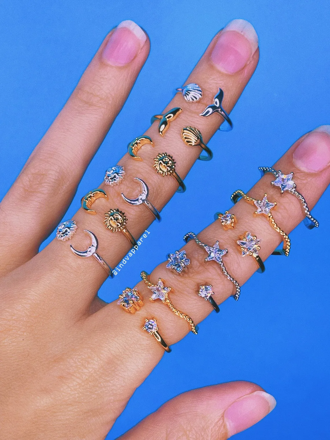 Wavy Crystal Star Ring