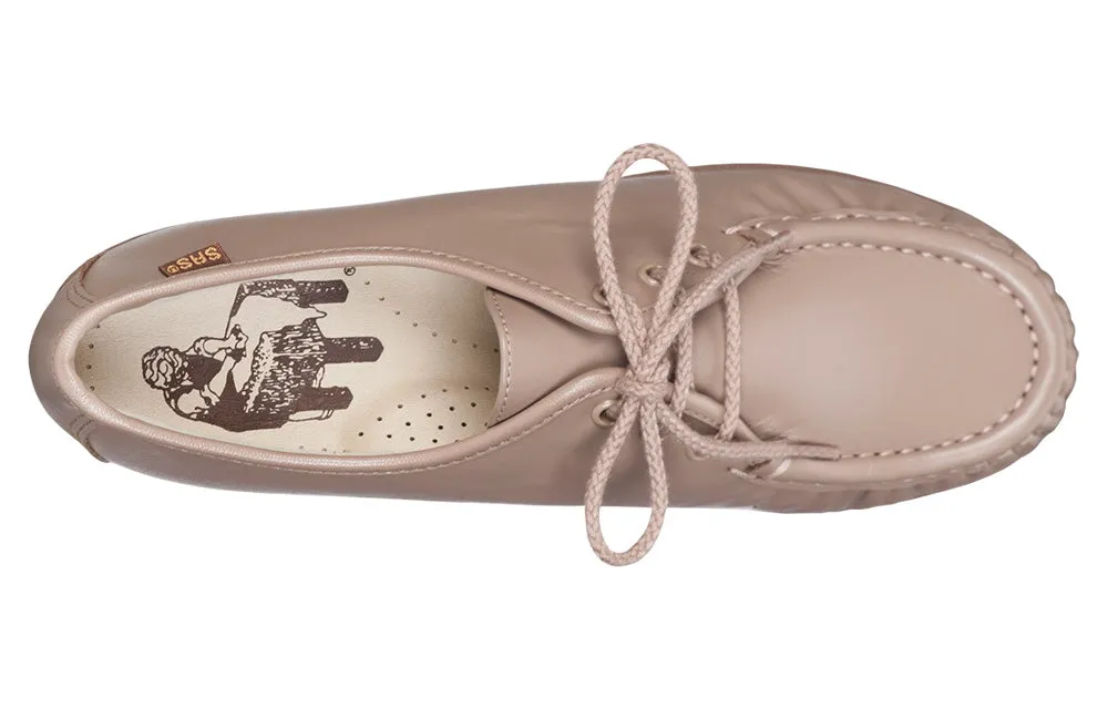 Women's Siesta Lace Up Loafer in Mocha