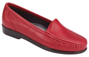 Women's Simplify Slip On Loafer in Red