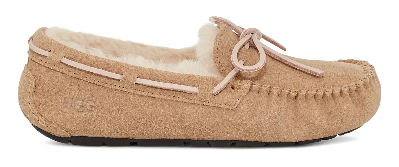 Women's UGG Dakota – Cozy Suede Moccasin with Wool Lining