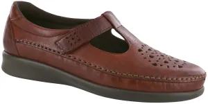 Women's Willow Slip On Loafer in Walnut